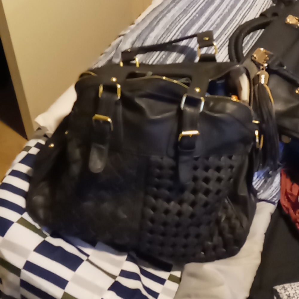 Purse - Picture 3 of 3